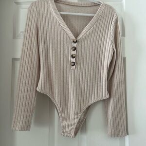 SHEIN Cream Ribbed Button Bodysuit